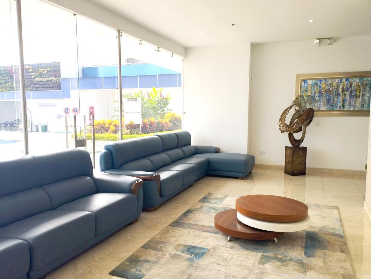 קאלי Hotel Royal Elim International מראה חיצוני תמונה Lobby