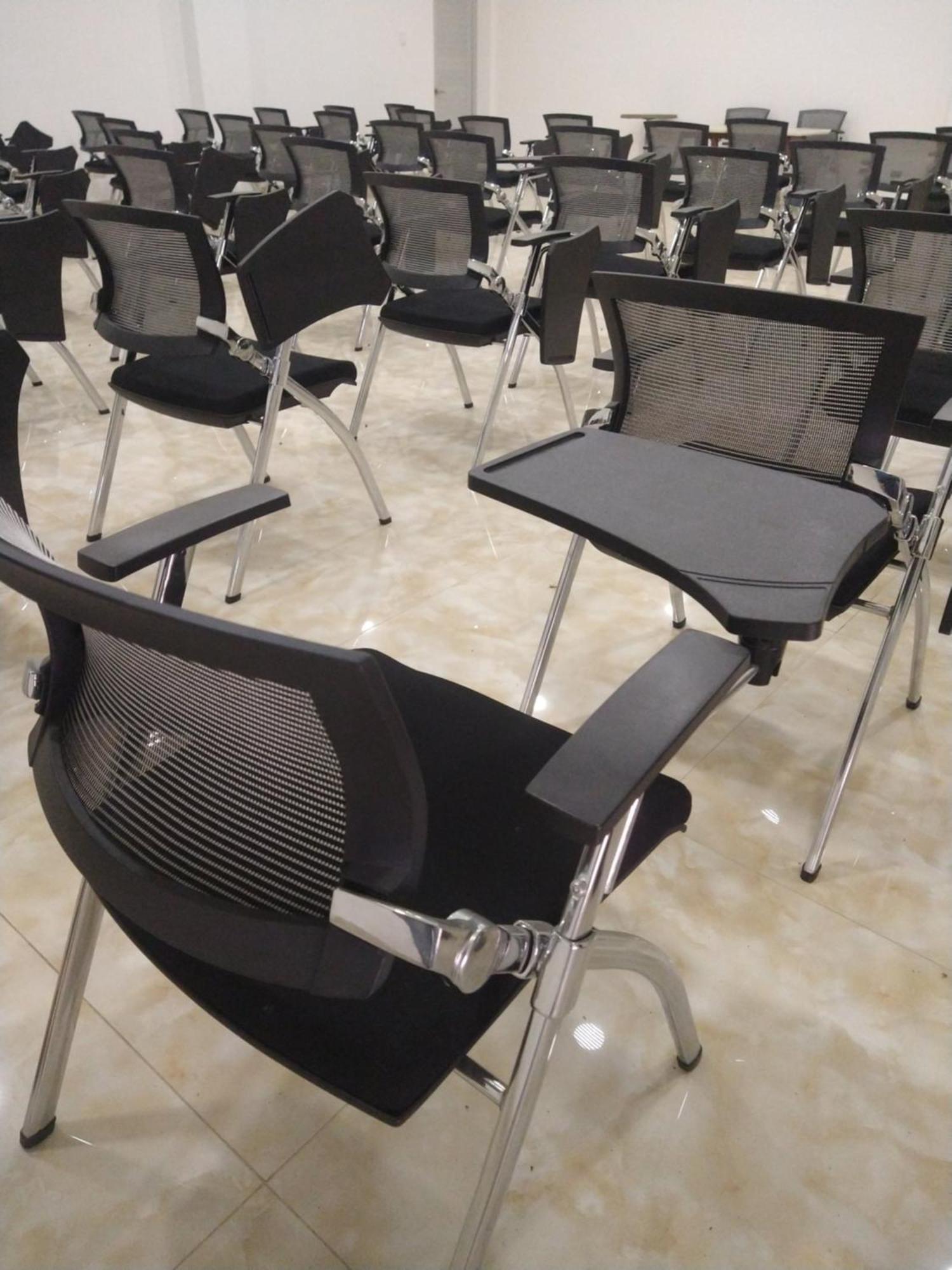 קאלי Hotel Royal Elim International מראה חיצוני תמונה Stackable chairs