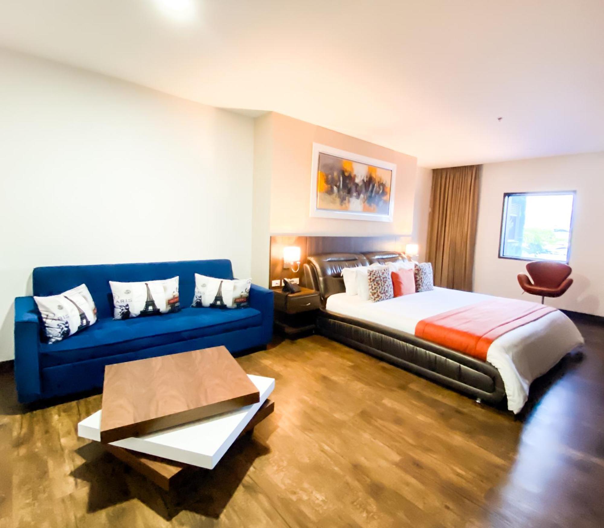 קאלי Hotel Royal Elim International מראה חיצוני תמונה A room at the hotel