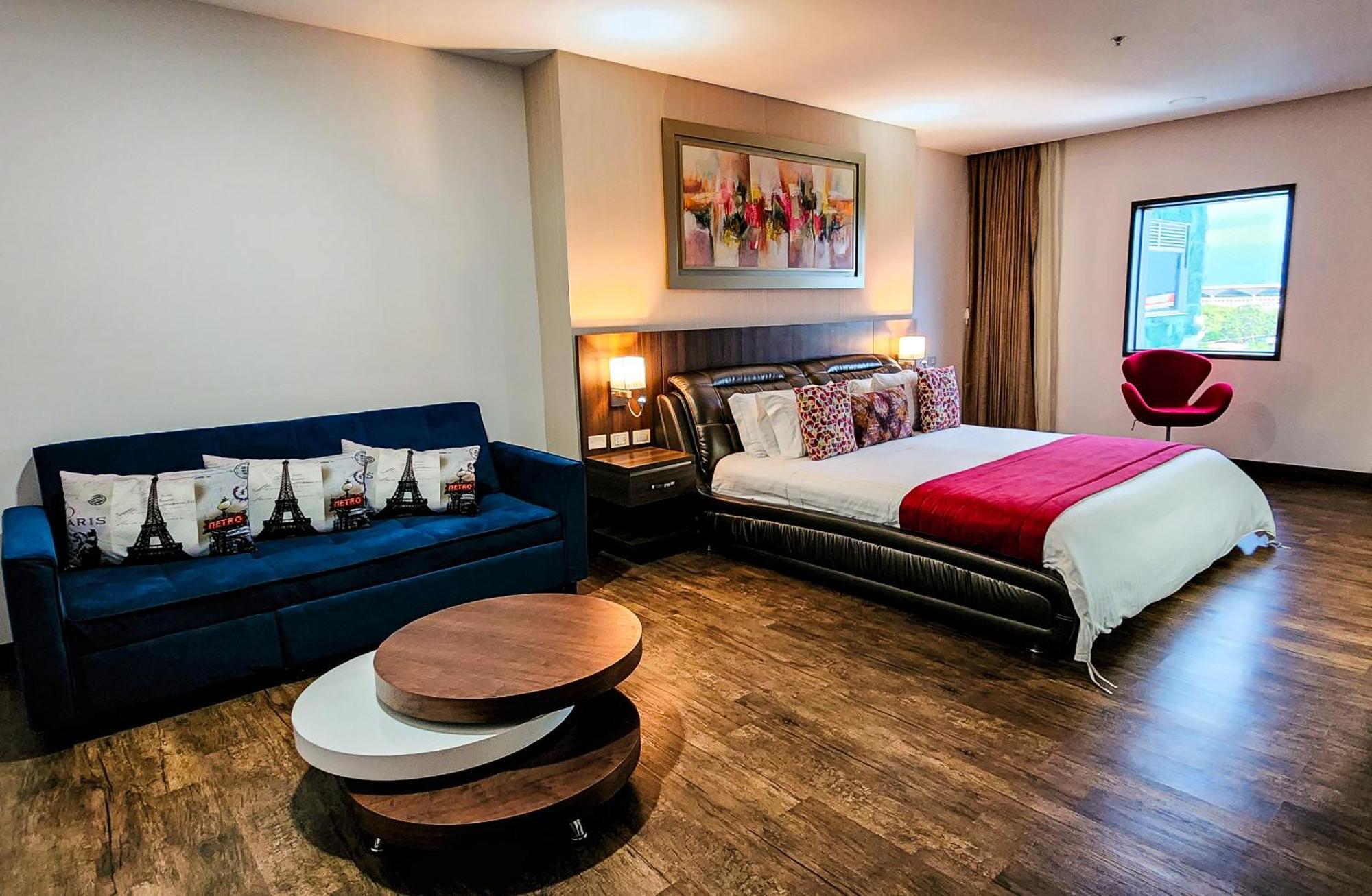 קאלי Hotel Royal Elim International מראה חיצוני תמונה Suite at the Hotel