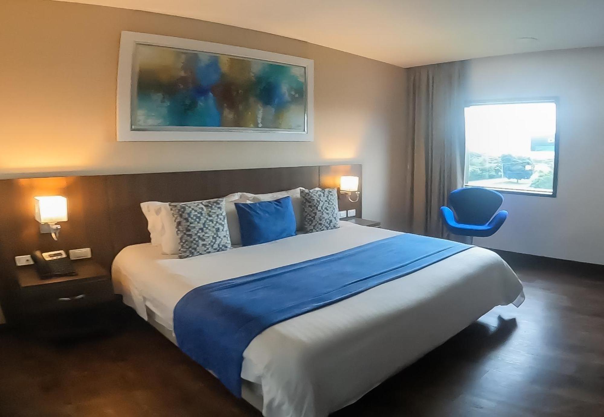 קאלי Hotel Royal Elim International מראה חיצוני תמונה A room at the hotel