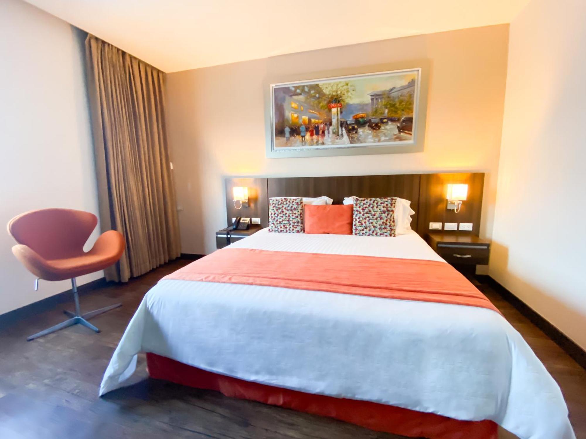 קאלי Hotel Royal Elim International מראה חיצוני תמונה A room at the hotel