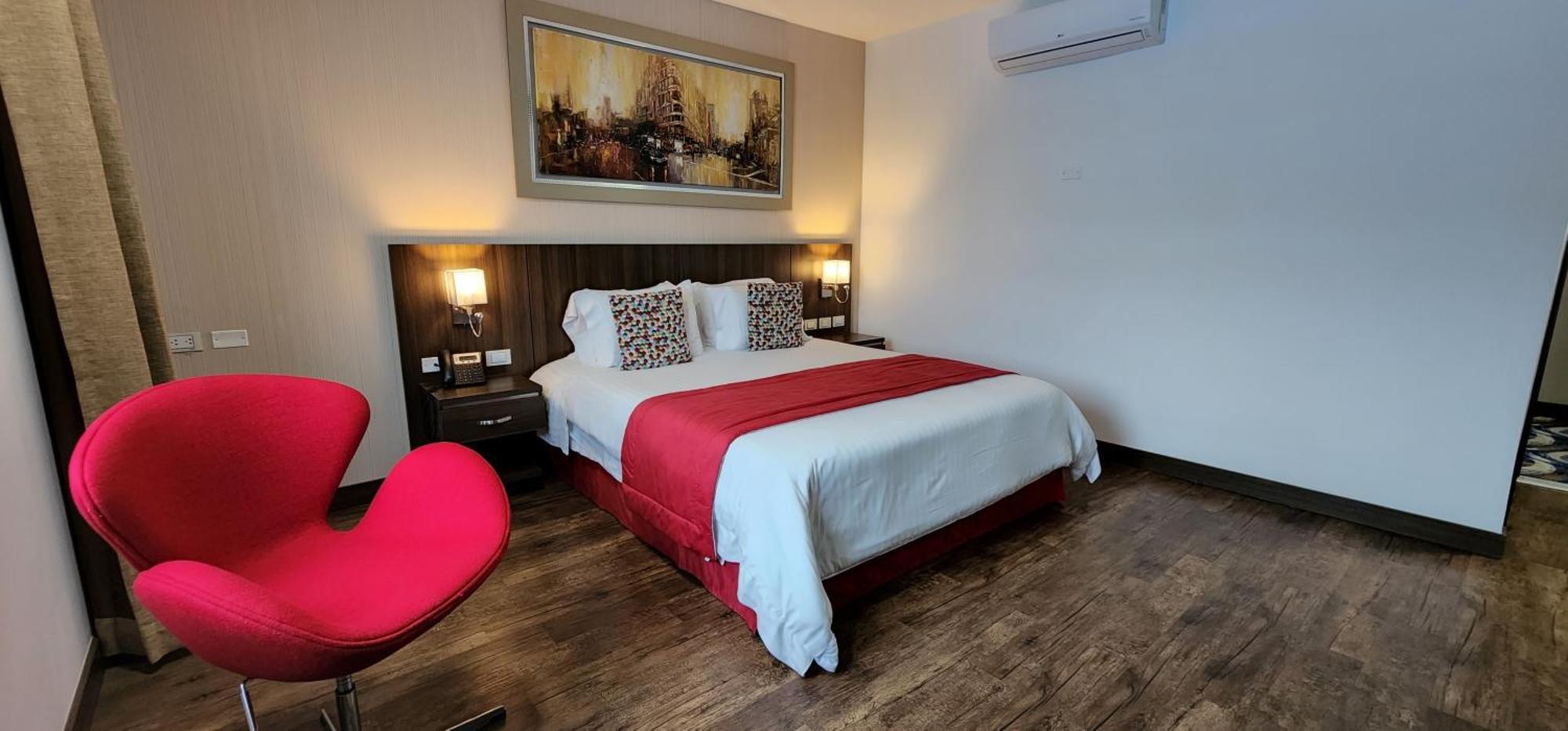 קאלי Hotel Royal Elim International מראה חיצוני תמונה A room at the hotel